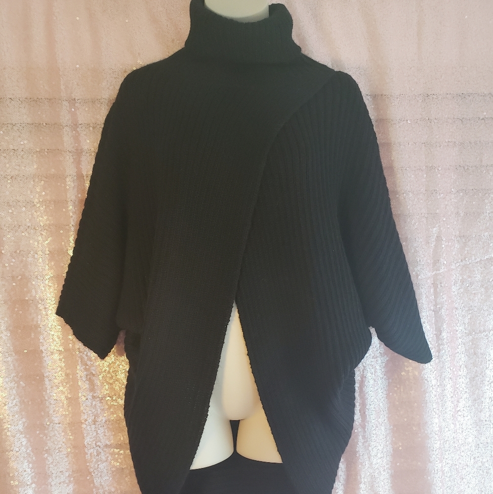Baby Alpaca Women's Turtle Neck Pullover  Poncho